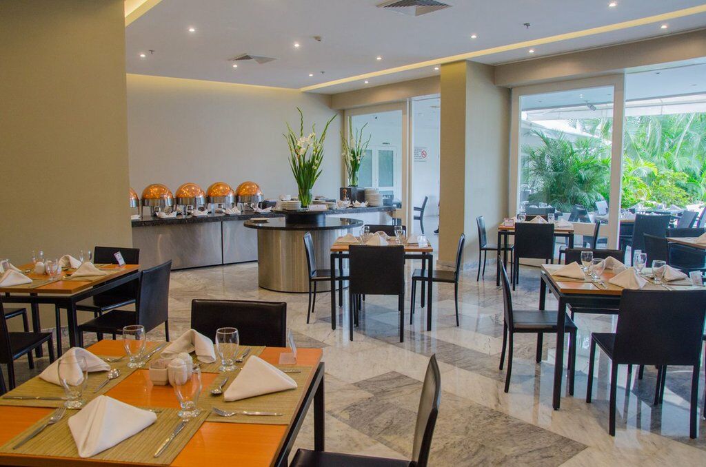 Hotel Paseo De Las Mercedes Caracas Ngoại thất bức ảnh